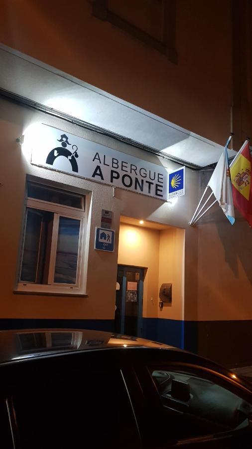 Albergue A Ponte Ribadeo Luaran gambar
